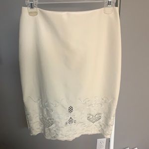 White pleated pencil skirt